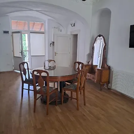 Apartment Clasic