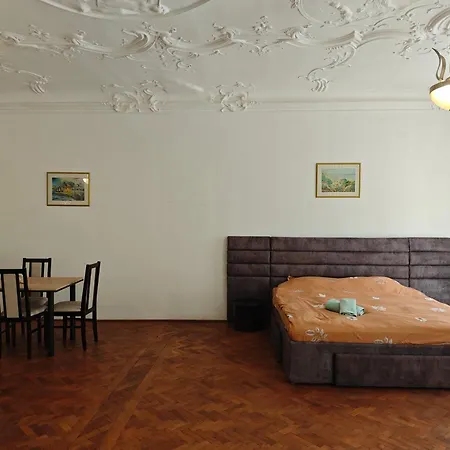 Clasic Apartment *